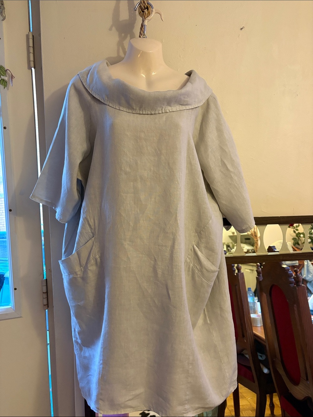Relaxed Linen-Blend Midi Dress in Light Gray